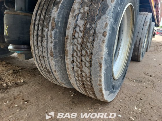 Nooteboom 低装载半挂车