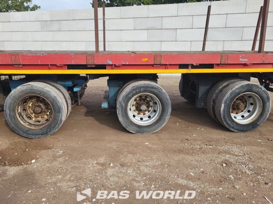 Nooteboom 低装载半挂车