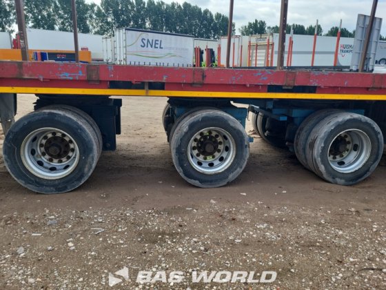 ヌートブーム ローローダー・セミトレーラー