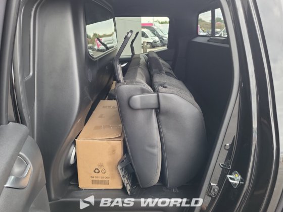 メルセデス X 250d ピックアップ