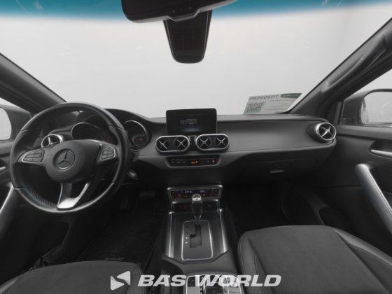 メルセデス X 250d ピックアップ