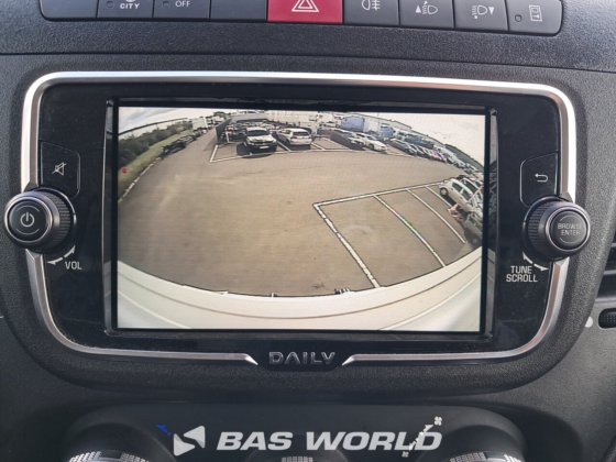 イヴェコ・デイリー 35S16 ボックスボディ