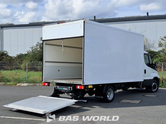 イヴェコ・デイリー 35S16 ボックスボディ