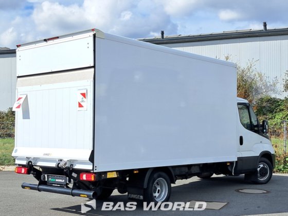 イヴェコ・デイリー 35S16 ボックスボディ