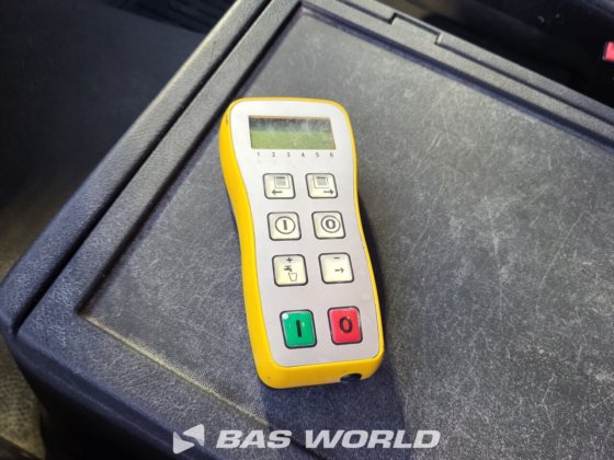 メルセデス アロックス 4951 10X4 ブレマット