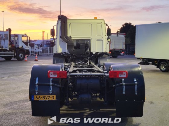 DAF CF 300 6X2 底盘卡车