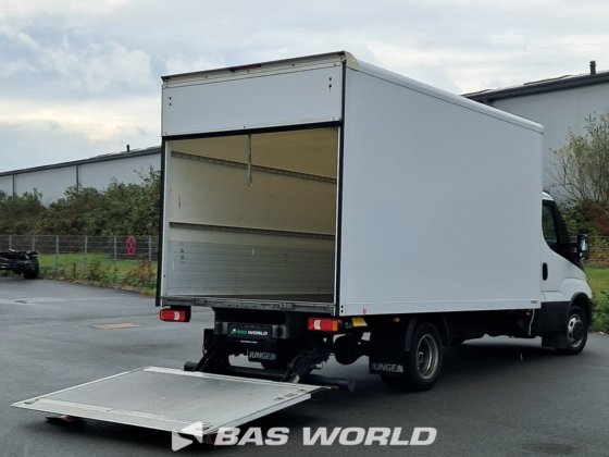 イヴェコ・デイリー 35C16 ボックスボディ