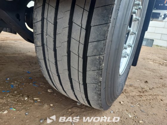 システムトレーラー クローズドボックスセミトレーラー