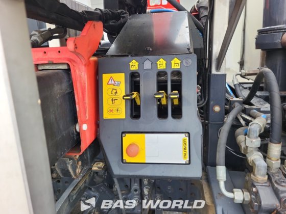 メルセデス アクトロス 1833 4X2 ギマ