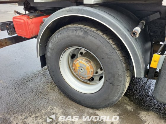 メルセデス アクトロス 1833 4X2 ギマ