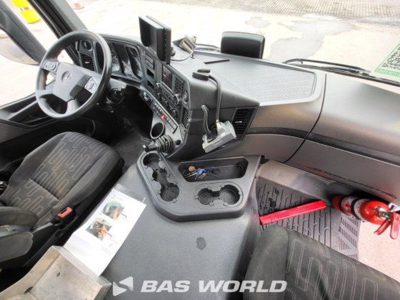 メルセデス アクトロス 1833 4X2 ギマ