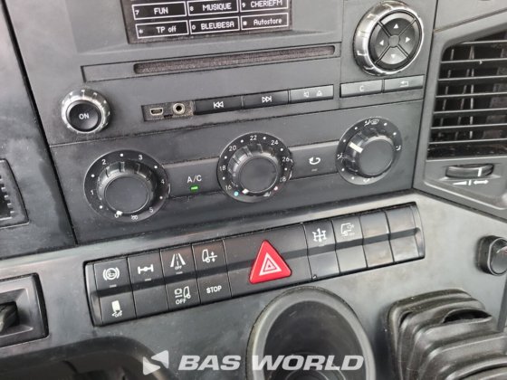 メルセデス アクトロス 1833 4X2 ギマ