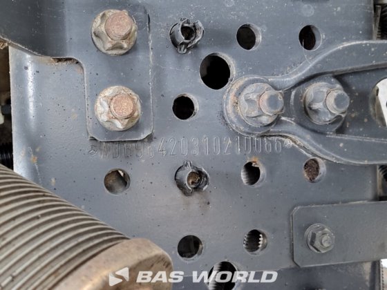 メルセデス アクトロス 1833 4X2 ギマ