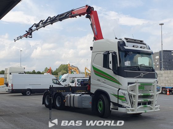 沃尔沃 FH 500 6X4 平板卡车