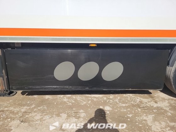 ランベレ冷蔵セミトレーラー