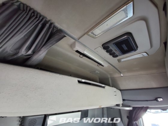 ルノー T 520 4X2 トラクターユニット