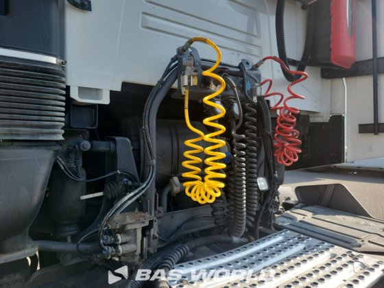 ルノー T 520 4X2 トラクターユニット