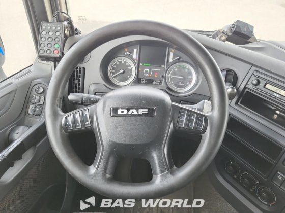 DAF XF 460 4X2 トラクターユニット