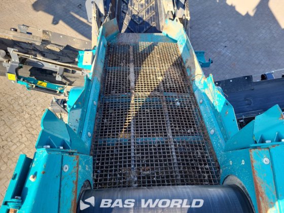 Powerscreen TITAN 600 スクリーナー
