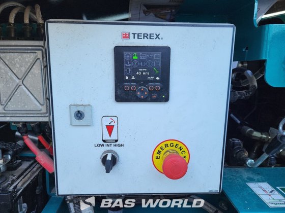 Powerscreen TITAN 600 スクリーナー