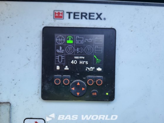 Powerscreen TITAN 600 スクリーナー