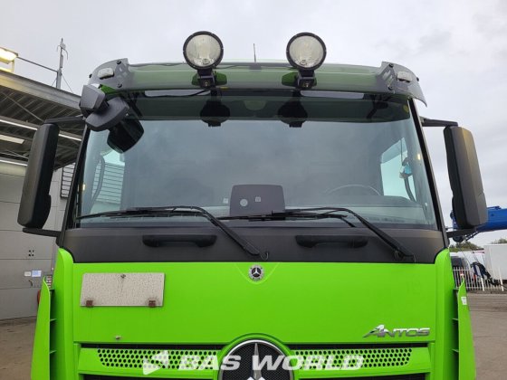 メルセデス アントス 1827 4X2 フォコール・ボディ・トラック