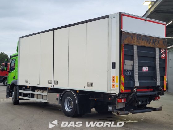 メルセデス アントス 1827 4X2 フォコール・ボディ・トラック