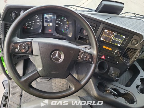 メルセデス アントス 1827 4X2 フォコール・ボディ・トラック