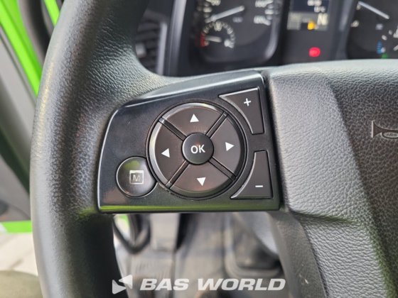 メルセデス アントス 1827 4X2 フォコール・ボディ・トラック