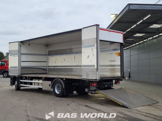 メルセデス アントス 1827 4X2 フォコール・ボディ・トラック