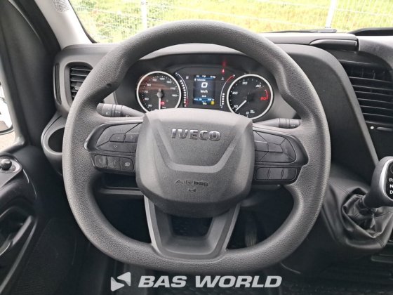 イヴェコ・デイリー 35S16 ボックスボディ