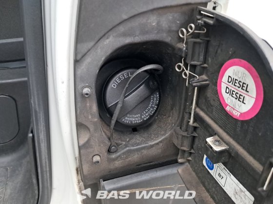 イヴェコ・デイリー 35S16 ボックスボディ