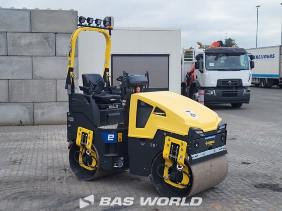 Bomag BW100 ADe-5 双轮压路机