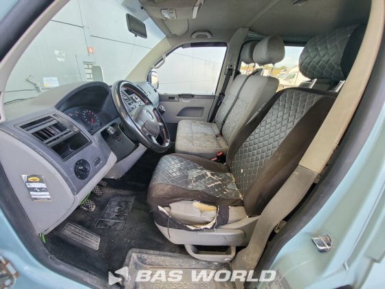 フォルクスワーゲン トランスポーター 174pk クローズドボックスバン