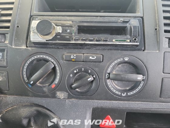 フォルクスワーゲン トランスポーター 174pk クローズドボックスバン