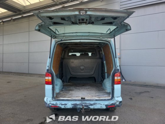 フォルクスワーゲン トランスポーター 174pk クローズドボックスバン