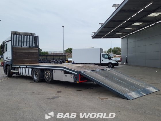 メルセデス・アクトロス 2543 6X2 フラットベッドトラック