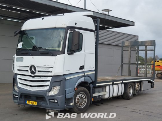 奔驰 Actros 2543 6X2 平板卡车