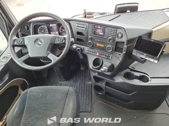 メルセデス・アクトロス 2543 6X2 フラットベッドトラック