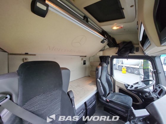 メルセデス・アクトロス 2543 6X2 フラットベッドトラック