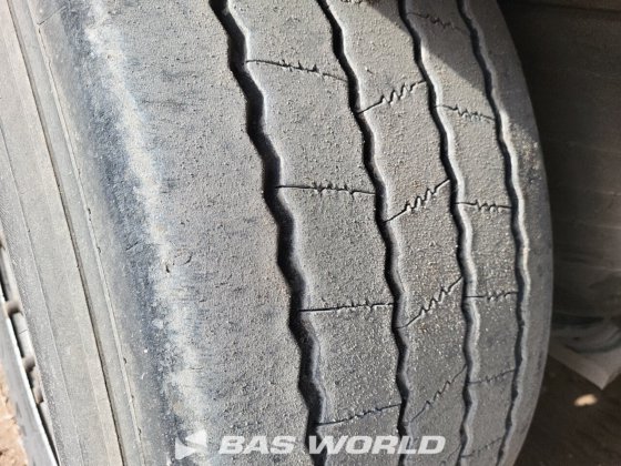 シュミッツ サーモキング SLXe 300 冷蔵セミトレーラー