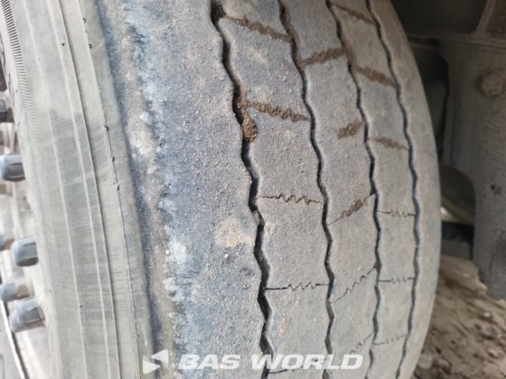 シュミッツ サーモキング SLXe 300 冷蔵セミトレーラー