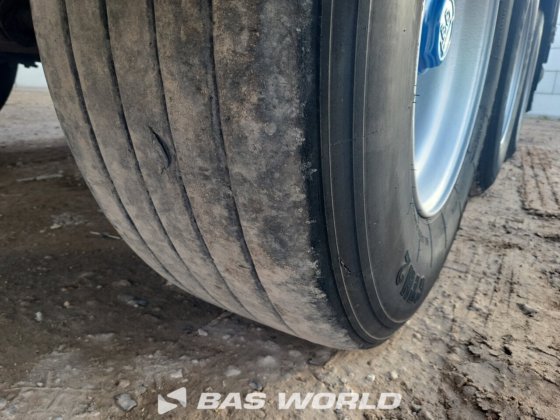 チェロー冷凍セミトレーラー