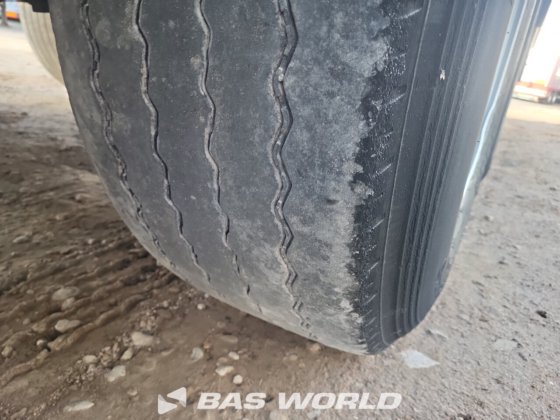 チェロー冷凍セミトレーラー