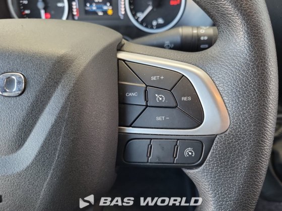 イヴェコ デイリー 72C18 ボックスボディ