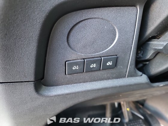 イヴェコ デイリー 72C18 ボックスボディ