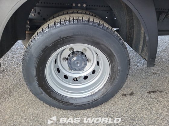 イヴェコ デイリー 72C18 ボックスボディ