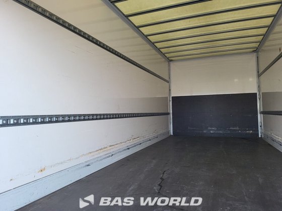 イヴェコ デイリー 72C18 ボックスボディ