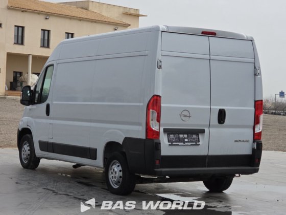 オペル モバノ 120PK クローズド・ボックス・バン
