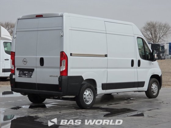 オペル モバノ 120PK クローズド・ボックス・バン